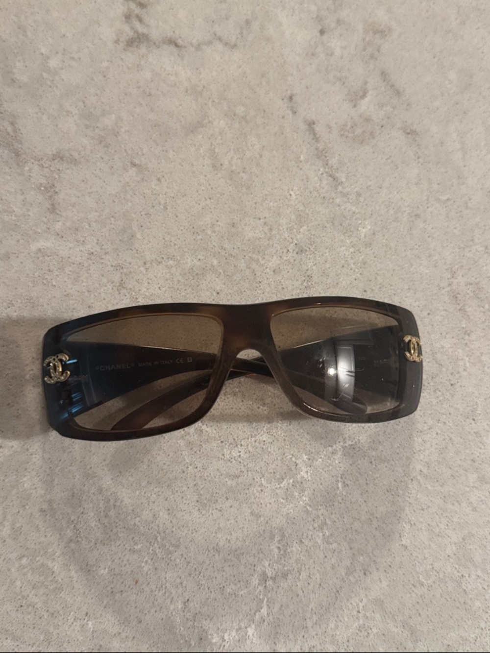 Authentic Vintage CHANEL 5088-B Tortoiseshell CC Swarovski Crystal Sunglasses